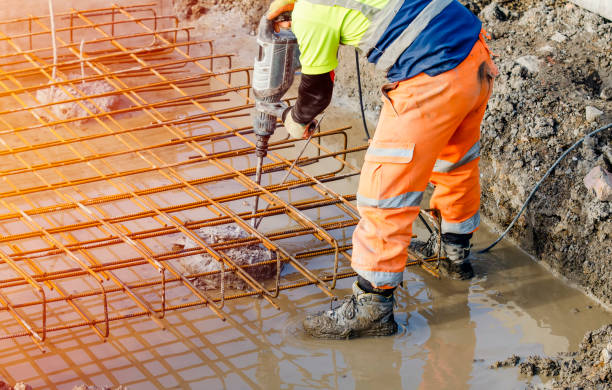 Best Concrete Walkway Installation  in Conroe, TX